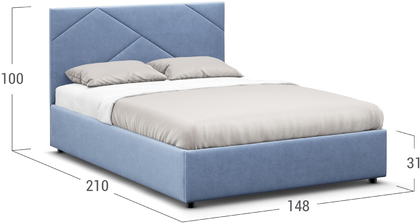 Топ-модель на кровати
